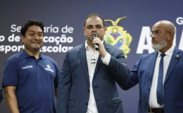 Governador Roberto Cidade anuncia reajuste de 4,14% para servidores da Educação no Amazonas