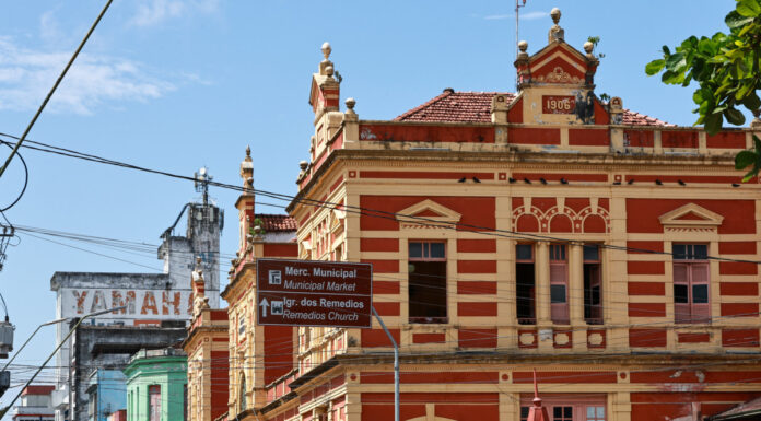 Mercado Adolpho Lisboa completa 143 anos com festa, cultura e gastronomia em Manaus