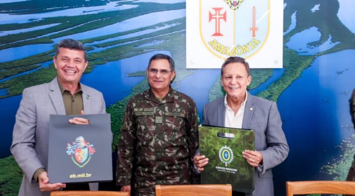 Exército reforça planejamento com a ALEAM para atendimento às regiões afetadas pela estiagem