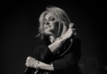 Morre Bonnie Tyler, voz do clássico ‘Total Eclipse of the Heart’, aos 75 anos