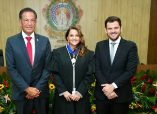 Laura Maria Santiago Lucas toma posse no TRE-AM como segunda mulher titular pela advocacia
