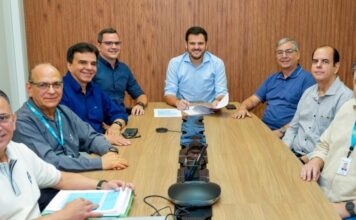 Inscrições abertas: concurso para auditor fiscal com salário de R$ 27 mil é anunciado pelo prefeito Renato Junior