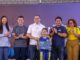 Na zona leste, o Governador Roberto Cidade reforça educação com entrega de kits escolares