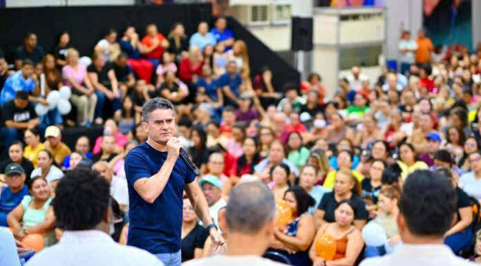 David Almeida amplia diálogo com educadores na construção do plano de governo