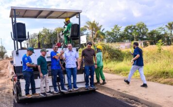 Com investimento de R$ 10,3 milhões, obras de pavimentação em Manicoré foram fiscalizadas pelo Governador Roberto Cidade