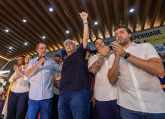 Com 49 prefeitos e parceria com Omar Aziz, Eduardo Braga confirma pré-candidatura ao Senado