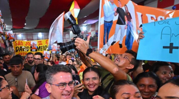 David Almeida reúne apoiadores na Zona Leste e apresenta balanço de obras no bairro São José