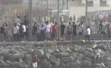 Crise em Ceuta: Onda migratória do Marrocos deixa dezenas de mortos e leva exército à fronteira