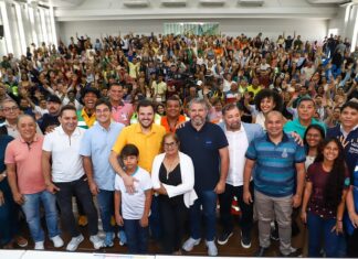 Prefeito Renato Junior apresenta balanço dos primeiros 100 dias e homenageia servidores municipais