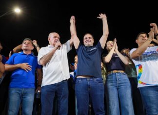 Roberto Cidade apresenta propostas sociais e reúne aliados na zona Sul de Manaus