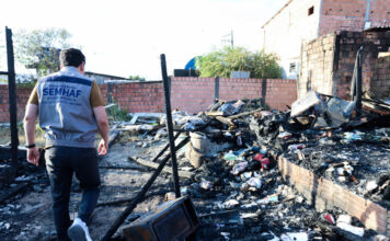 Prefeitura de Manaus avalia suporte habitacional para afetados por incêndios na zona Norte