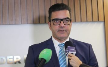 Aleam derruba veto e aprova projeto que garante fornecimento de canabidiol pelo SUS