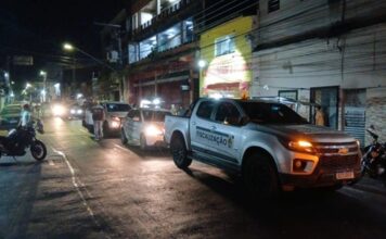 Operação ‘Batidão’ começa pelo Centro de Manaus com fiscalização do comércio informal