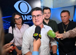 David Almeida destaca gestão em Manaus e apresenta plano de governo no primeiro debate da Band