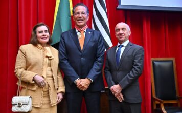 TCE-AM participa de Semana Jurídica em São Paulo e acompanha homenagem a ministro do STJ