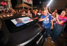 Roberto Cidade inicia campanha com adesivaços em Manaus e Manacapuru