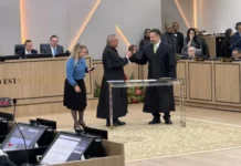 Marco Aurélio Choy toma posse como desembargador do TJAM e se emociona ao homenagear a mãe
