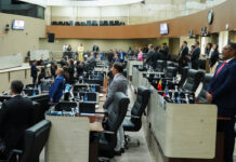 Câmara de Manaus aprova projeto que proíbe câmeras em quartos e banheiros de imóveis de aluguel por aplicativo
