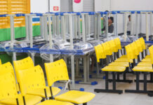 Escola municipal de Manaus recebe novos itens de mobiliário
