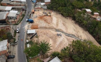 Erosão no Gilberto Mestrinho recebe obra de contenção da Prefeitura