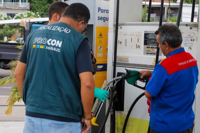 Posto gasolina procon