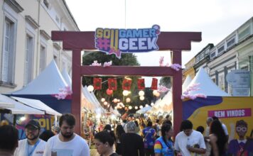 Manaus vira palco geek: quatro dias de games, cosplay, K-pop e cultura pop