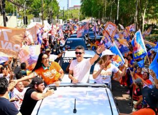 David Almeida inicia nova rodada de mobilizações eleitorais com grande carreata em Manaus