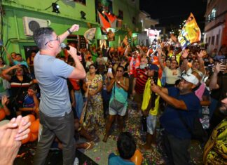 David Almeida apresenta propostas para saúde, segurança e assistência social no Coroado