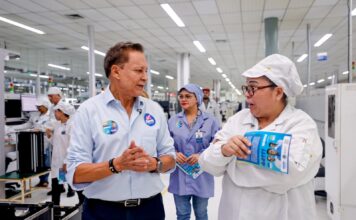 Deputado Adjuto Afonso visita indústria em Manaus e defende qualificação para o Polo Industrial