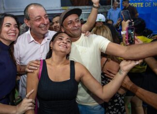 Omar apresenta proposta de habitação com saneamento e infraestrutura adaptada no Amazonas