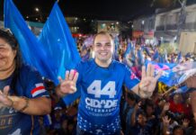 Roberto Cidade apresenta propostas para saúde e educação durante ato na Zona Norte