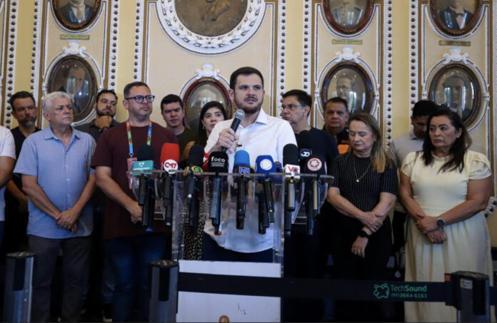 coletiva imprensa