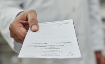 Novas regras ampliam uso de receitas médicas eletrônicas no país