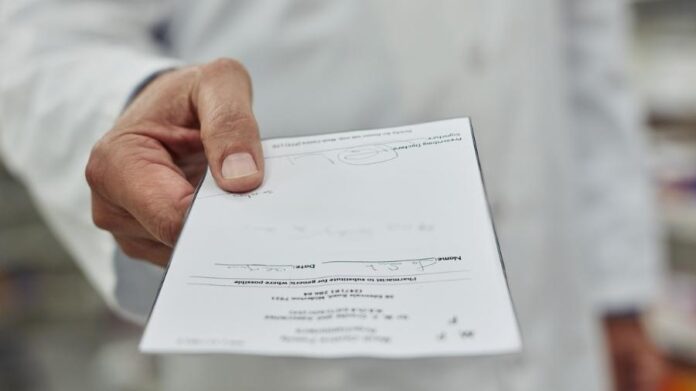 receita-medica-prescricao. Foto Imagem- iStock