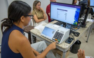 TRE-AM fará auditoria em 23 urnas eletrônicas no primeiro turno