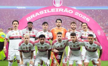 Flamengo vence o Bahia por 3 a 0 e mantém liderança do Brasileirão