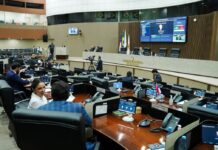 CMM debate proteção às mulheres e tarifas cobradas no Porto de Manaus