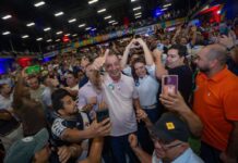Omar Aziz amplia alianças no segundo turno e recebe apoio de Plínio Valério