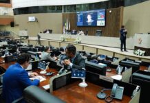 CMM debate protocolo de fumaça com alertas ambientais e multas por queimadas em Manaus