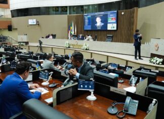 CMM debate protocolo de fumaça com alertas ambientais e multas por queimadas em Manaus