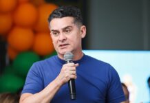 David Almeida reconhece derrota e deseja campanha propositiva no 2º turno
