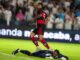 Flamengo empata com o Santos após abrir dois gols de vantagem e mantém liderança do Brasileirão