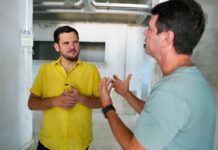 Prefeito Renato Junior vistoria obras do Caps AD II no Lago Azul, que chegam a 60% de execução