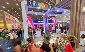 Manaus busca atrair turistas e fechar negócios no Brazil Travel Market, em Fortaleza