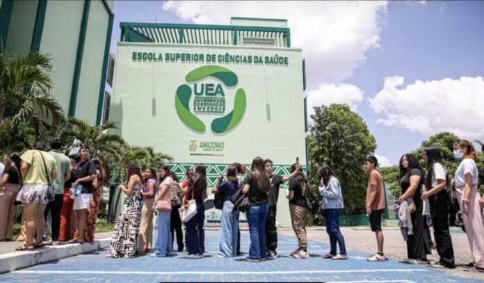 vestibular UEA