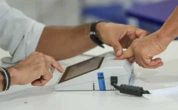 Eleitores vão às urnas hoje para escolher o presidente do país